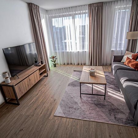 Grunt Apartments Mladá Boleslav Exterior foto